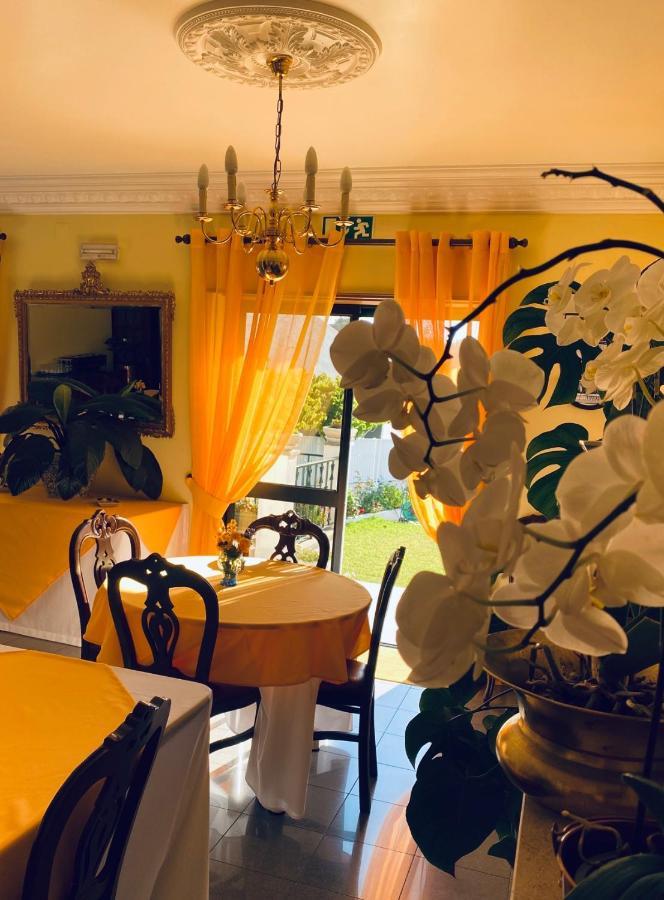 Guest House Toca Dos Grilos Ештуріл Екстер'єр фото